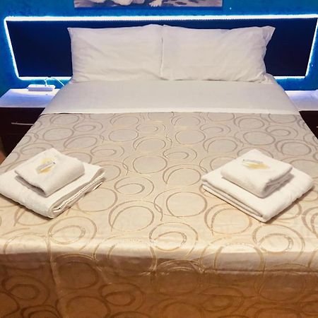 When In Rome Accommodation Dış mekan fotoğraf