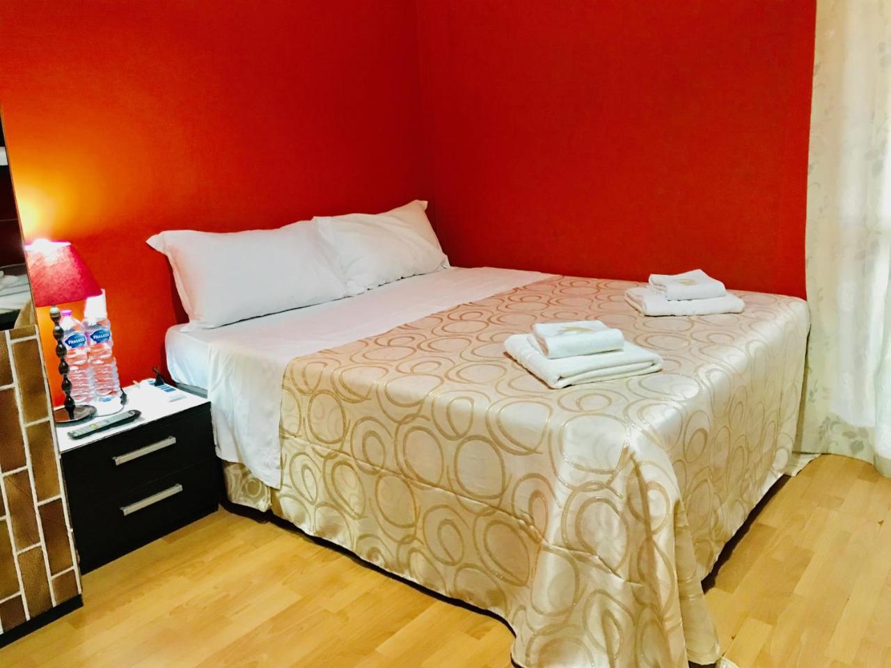 When In Rome Accommodation Dış mekan fotoğraf